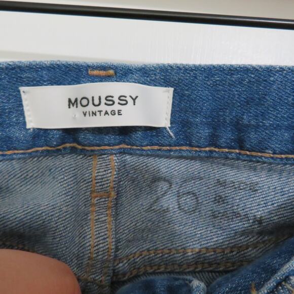 Moussy Womens Sz 26 Distressed Skinny Jeans Frayed Hem - Picture 8 of 10